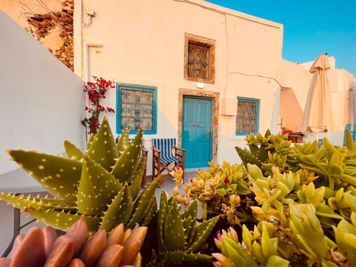 Sunset Queen In Oia